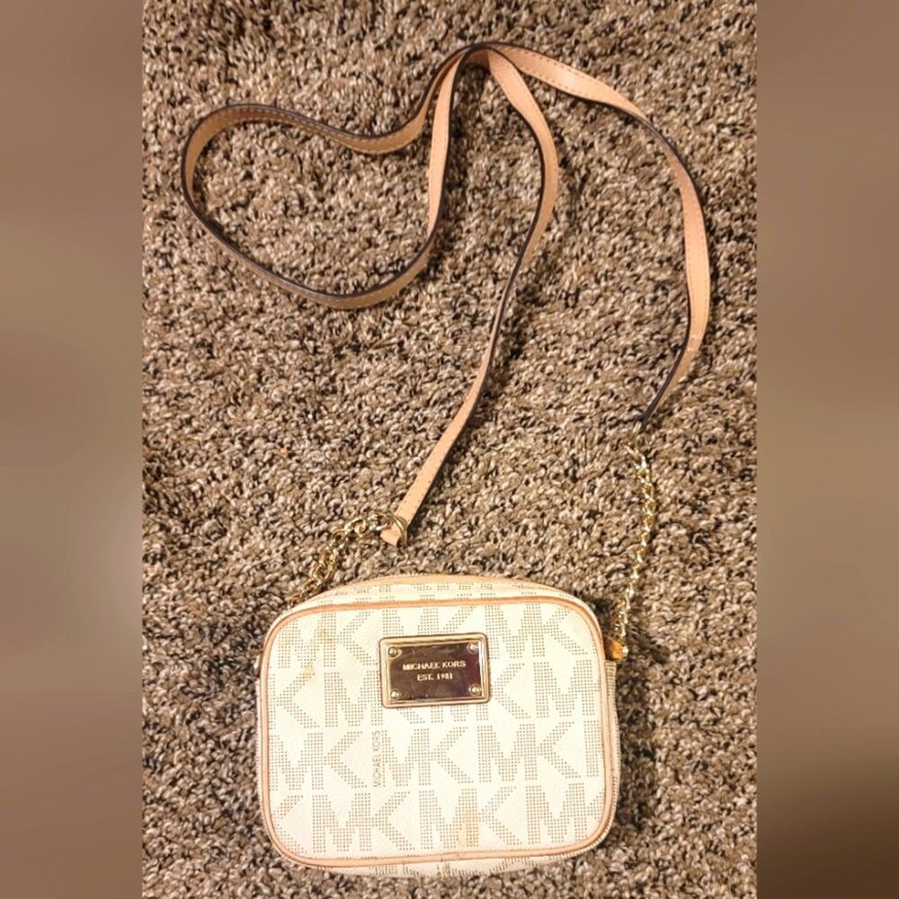 Michael Kors Jet Set Mini - Picture 2 of 9